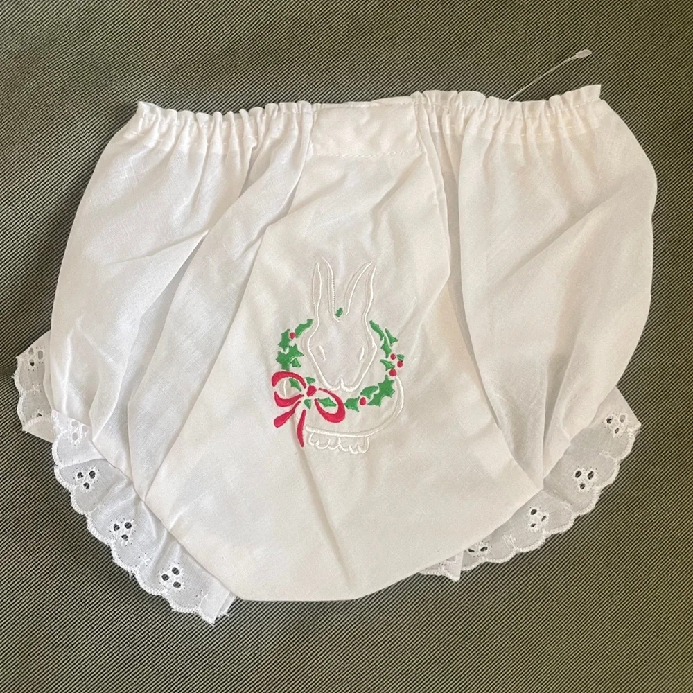 Vintage Christmas Baby Matching Set Bib and Bloomers Embroidered NWT